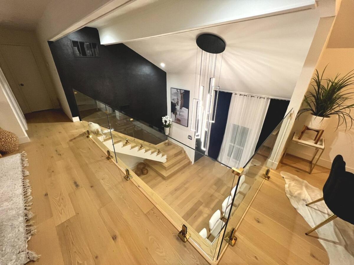 Luxury W Pool, Open Kitchen, Poker & Dallas