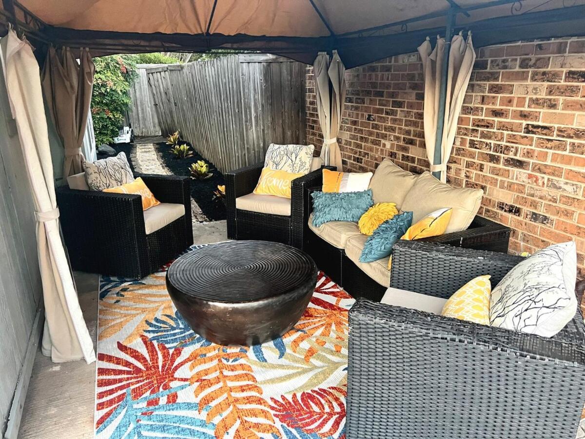 Luxury W Pool, Open Kitchen, Poker & * Dallas